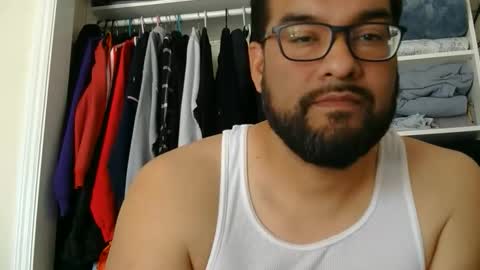 Snapshot of sal_cumplaciente chatting on 05.21.26 sal cumplaciente online show from 05.21.26