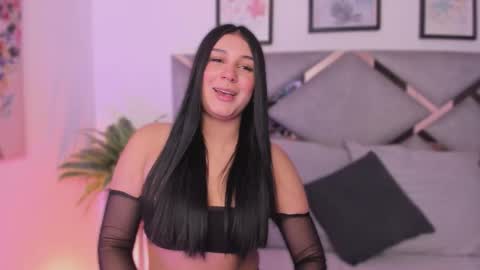 Salem online show from 12.01.25