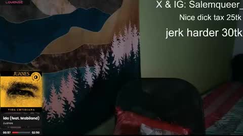 Snapshot of salemqueer_ chatting on 12.01.25 Sam online show from 12.01.25