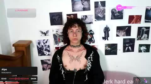 Snapshot of salemqueer_ chatting on 05.20.26 Sam online show from 05.20.26