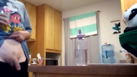 salis1981 online show from 09.17.25