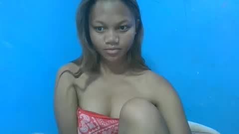 Snapshot of sallywett chatting on 02.02.25 SallyWett online show from 02.02.25