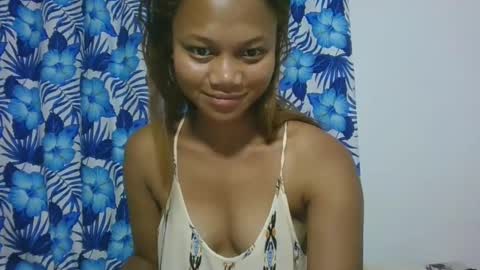 Snapshot of sallywett chatting on 03.05.25 SallyWett online show from 03.05.25