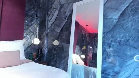 S A L O M E   online show from 03.06.26