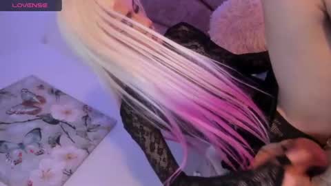 Snapshot of salome_saenz666 chatting on 06.18.26 salome_saenz666 online show from 06.18.26