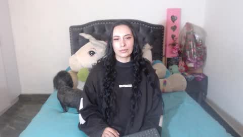 yenny online show from 11.26.25