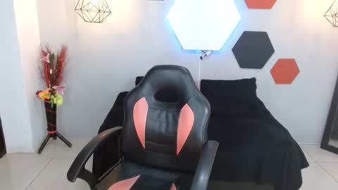 martina online show from 01.11.25