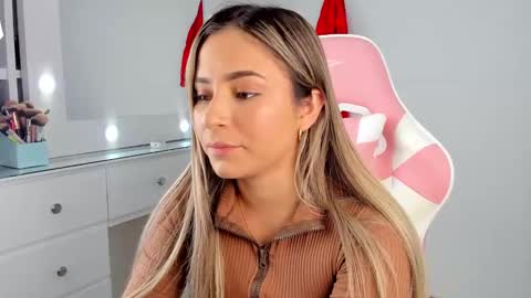 Salome online show from 02.25.25