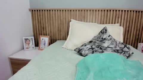 Snapshot of saloomem chatting on 10.03.25 Salome online show from 10.03.25