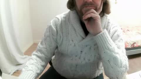 Snapshot of saltimbanquier chatting on 01.19.25 Saltimbanquier Salt ou Banquier online show from 01.19.25