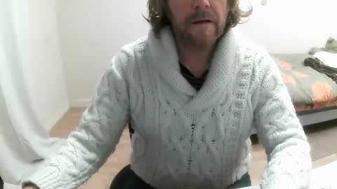 Snapshot of saltimbanquier chatting on 02.03.25 Saltimbanquier Salt ou Banquier online show from 02.03.25