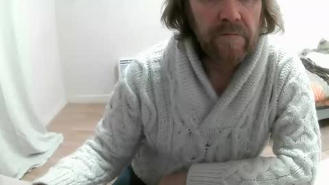 Snapshot of saltimbanquier chatting on 02.06.25 Saltimbanquier Salt ou Banquier online show from 02.06.25