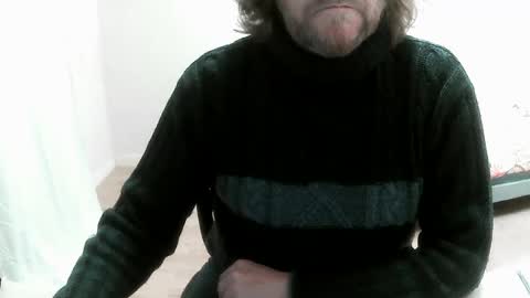 Snapshot of saltimbanquier chatting on 03.10.25 Saltimbanquier Salt ou Banquier online show from 03.10.25