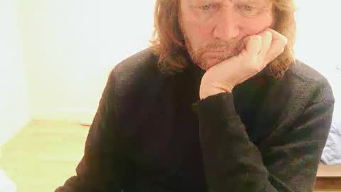 Snapshot of saltimbanquier chatting on 10.24.25 Saltimbanquier Salt ou Banquier online show from 10.24.25