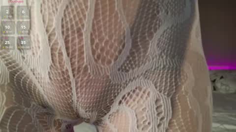 Snapshot of salutchristine chatting on 11.09.25 Chris online show from 11.09.25