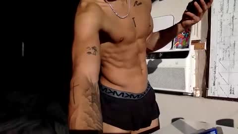 Snapshot of sam9826wh chatting on 12.01.24 sam9826wh online show from 12.01.24