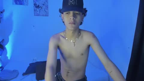 sam__cute online show from 01.08.25