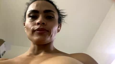 Snapshot of sam_diva chatting on 02.28.25 SAM online show from 02.28.25