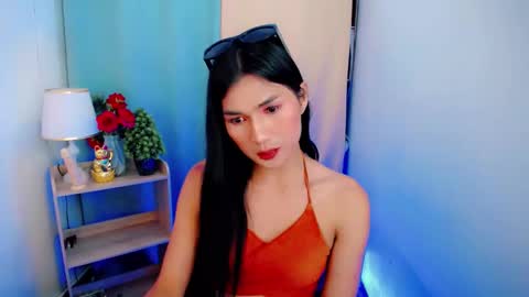 sam online show from 01.08.25