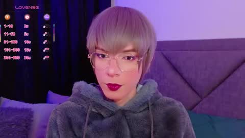 Snapshot of sam_russo chatting on 09.28.25 Sam online show from 09.28.25