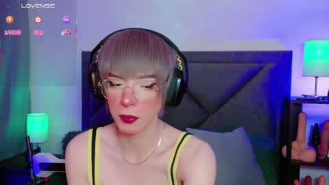 Sam online show from 04.13.26