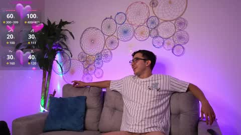 Sam Y Sen online show from 12.06.24