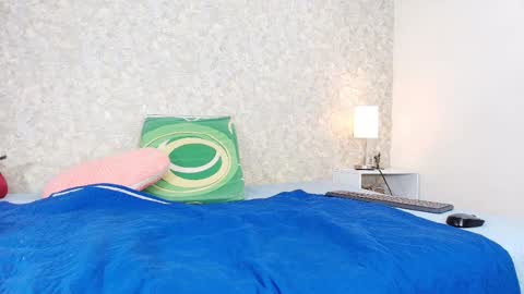 Snapshot of samanta_360 chatting on 10.08.25 Samanta online show from 10.08.25