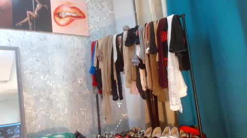 Snapshot of samanta_brownn_ chatting on 05.25.26 samanta online show from 05.25.26