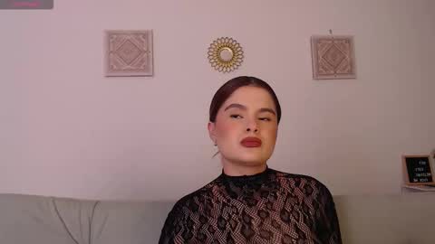 Snapshot of samanta_monroe4 chatting on 11.28.25 samanta online show from 11.28.25