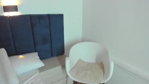 Snapshot of samantha__garcia chatting on 02.19.25 Samantha online show from 02.19.25