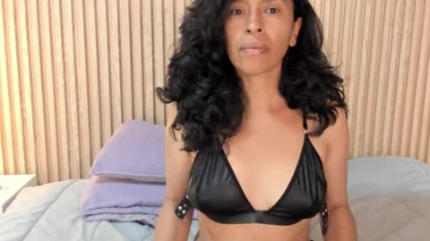 Snapshot of samantha_duart3 chatting on 04.23.26 samantha_duart3 online show from 04.23.26
