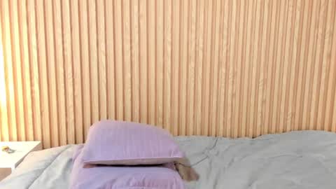 Snapshot of samantha_duart3 chatting on 04.23.26 samantha_duart3 online show from 04.23.26