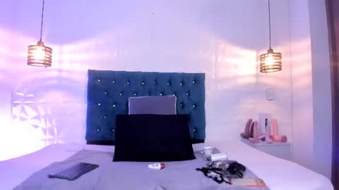 Snapshot of samantha_foxyy chatting on 07.15.26 samantha_foxyy online show from 07.15.26