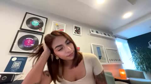 Samantha online show from 10.19.25