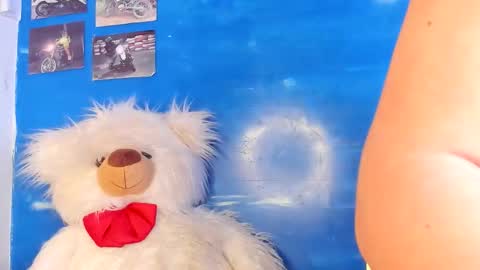 Snapshot of samanthaa_black chatting on 11.12.25 Sam online show from 11.12.25