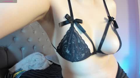 Snapshot of samanthaanderson chatting on 12.03.24 Samantha Anderson online show from 12.03.24