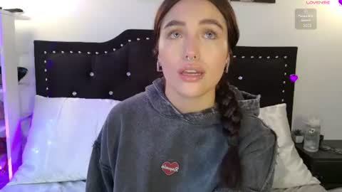 Snapshot of samanthagrant_ chatting on 06.11.26 IGSamanthaGrant 10 online show from 06.11.26