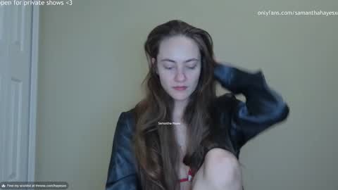 Snapshot of samanthahayesxoxo chatting on 12.21.24 The Real Samantha Hayes haha online show from 12.21.24