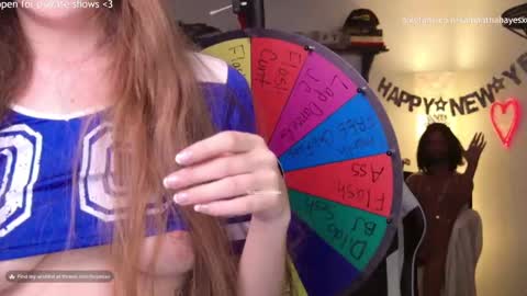 Snapshot of samanthahayesxoxo chatting on 01.12.25 The Real Samantha Hayes haha online show from 01.12.25