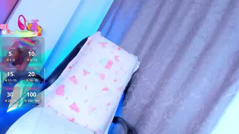 V A  N E S S A  online show from 02.06.26