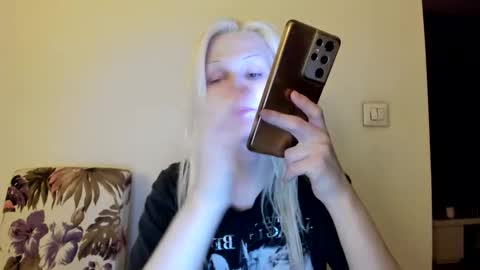 Samantha online show from 12.17.25