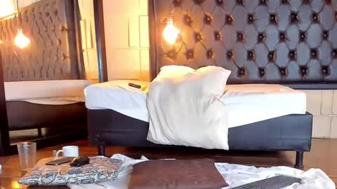 Alejandra  online show from 03.12.25