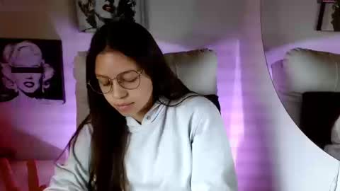 Samantha online show from 09.10.25