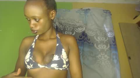 Snapshot of samanthjey chatting on 03.15.26 manth online show from 03.15.26