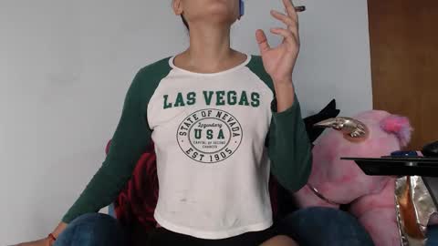 Snapshot of samara429147 chatting on 12.21.25 samara online show from 12.21.25