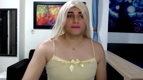 Snapshot of samara81648 chatting on 10.25.25 Samara online show from 10.25.25