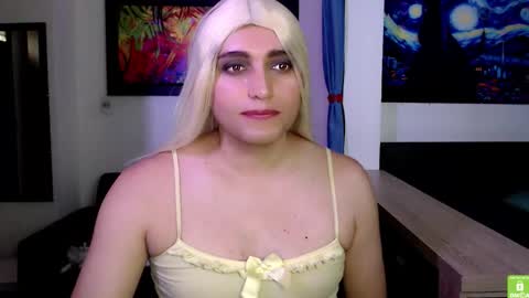 Snapshot of samara81648 chatting on 10.28.25 Samara online show from 10.28.25