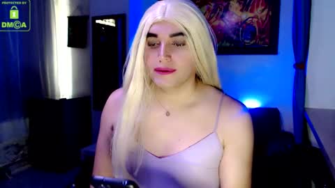 Snapshot of samara81648 chatting on 12.18.25 Samara online show from 12.18.25