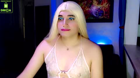 Snapshot of samara81648 chatting on 12.20.25 Samara online show from 12.20.25