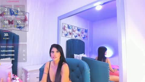 Snapshot of samara_warren chatting on 12.18.24 Samara Warren online show from 12.18.24